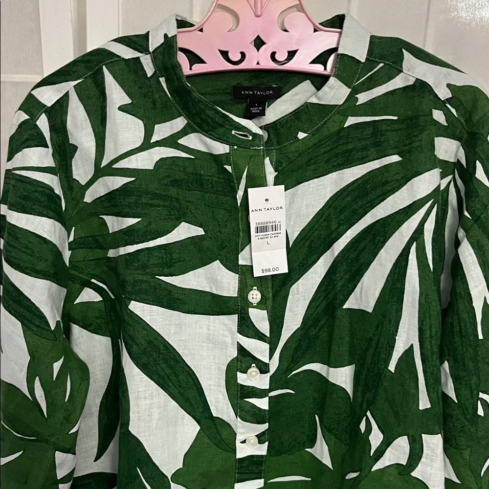 Ann Taylor Green Leaf Pattern Shirt - Picture 8 of 11